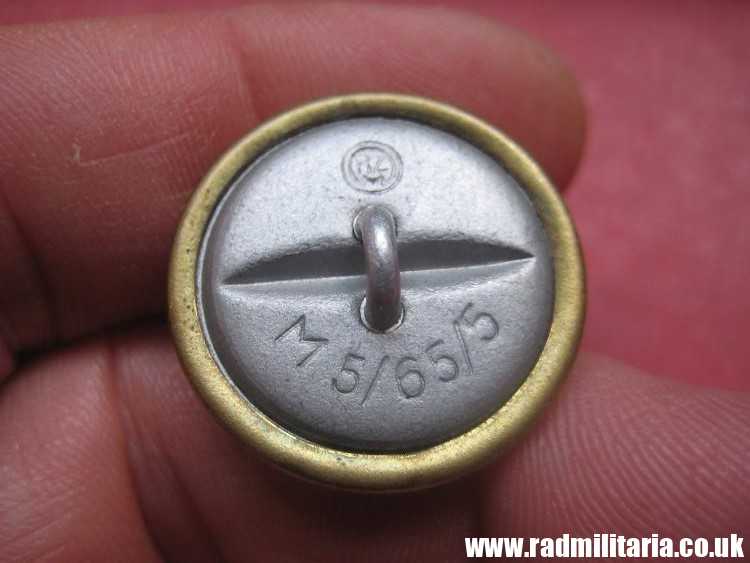 & WW2 German gold color NSDAP BUTTON large size, marked: RZM M5/65/5, very good condition. - Image 3