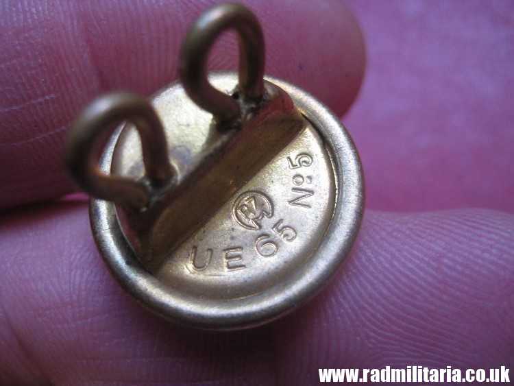 & WW2 German NSDAP BUTTONS with eagle - A PAIR, perfect condition !! - BELT HANGERS. - Image 4