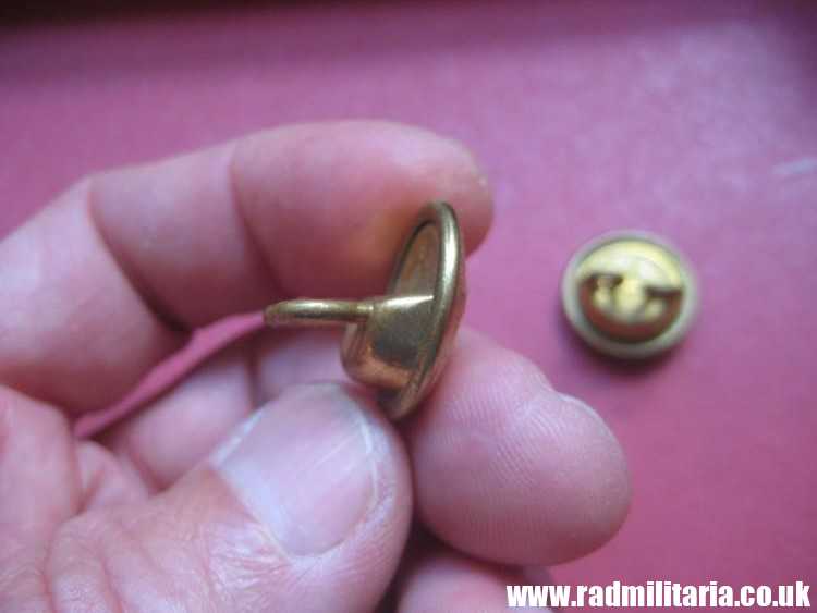 & WW2 German NSDAP BUTTONS with eagle - A PAIR, perfect condition !! - BELT HANGERS. - Image 10