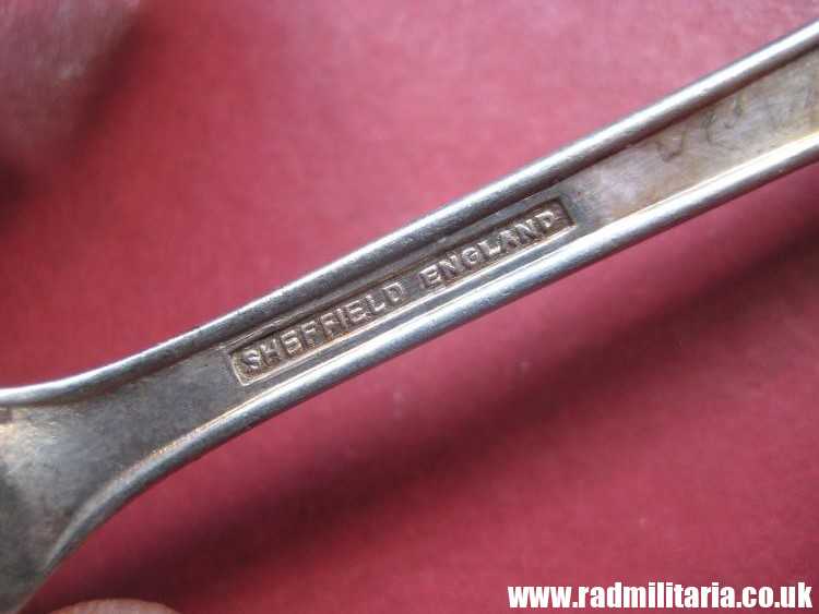 & British PARACHUTE REGIMENT cutlery - large SPOON. SGTs MESS with Parachute badge RARE !! - Image 9