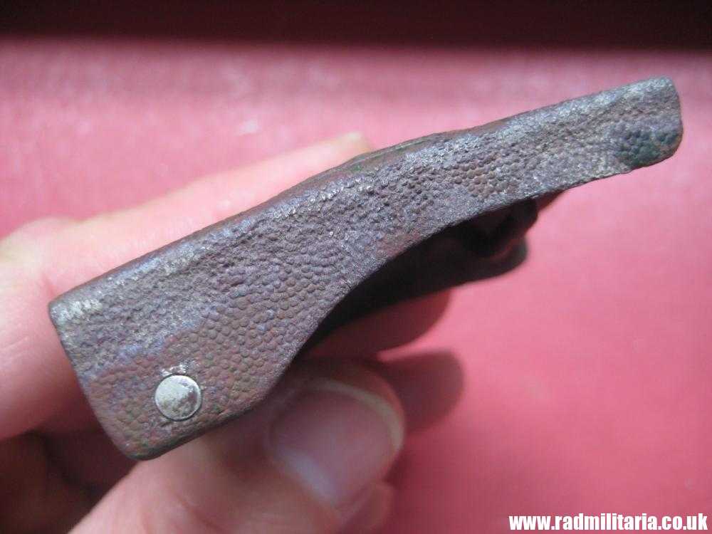 & early WW2 German Army BELT BUCKLE - metal detecting find. - Image 8