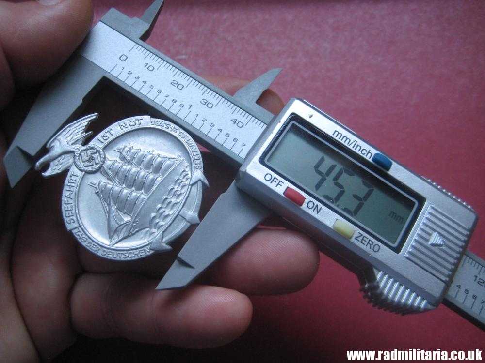 & WW2 1935 German SEEFAHRT IST NOT - MARINE - SEA DAY Genuine tinnie badge, maker: PRAGEANSTALT HAHL Pforzheim. - Image 10