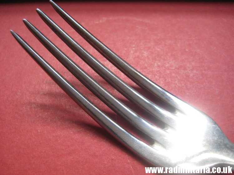 & WW2 German Luftwaffe stainless steel FORK - original 3rd Reich Cutlery, mint condition. Genuine !! - Image 7