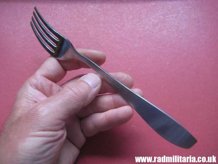 & WW2 German Luftwaffe stainless steel FORK - original 3rd Reich Cutlery, mint condition. Genuine !! - Image 13