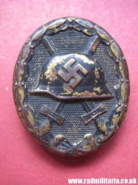 & WW2 original German WOUND BADGE in BLACK - made of brass, metal detecting find. - Image 15