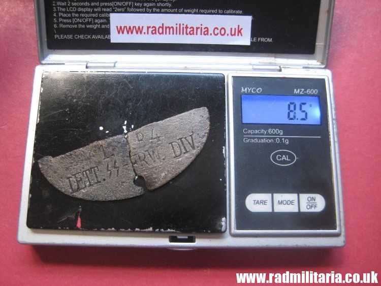 & WW2 original SS DOG TAG ID Disc badly damaged: LETTLAND - 1./R.4 LETT.SS.FRW.DIV. 190, genuine. - Image 10