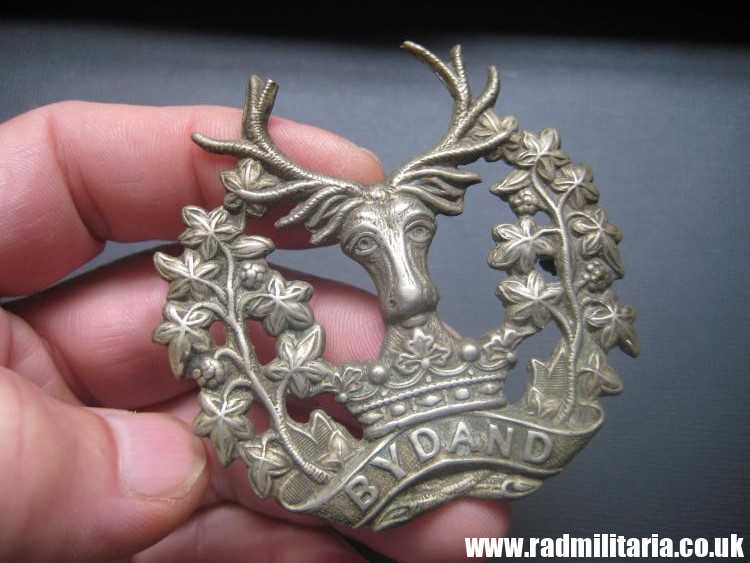 & WW1 British Scottish badge: British Military Cap Badge GORDON HIGHLANDERS - genuine. - Image 2