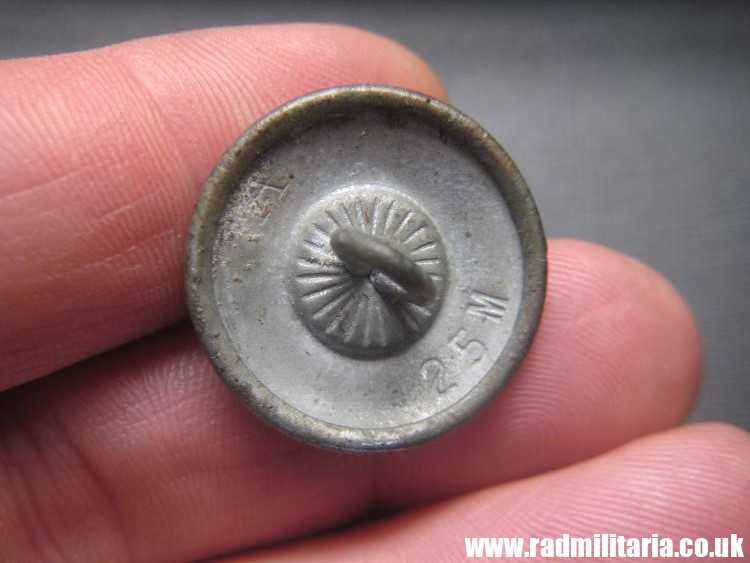 & WW2 German metal BUTTON with EAGLE, Deutsche Reichsbahn? maker: Assmann. - Image 6