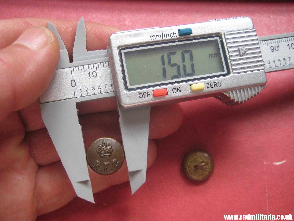 & WW1 British MILITARY BUTTONS - SET of 2 Royal Flying Corps RFC. very small cap buttons, size 14.9mm. - Image 10