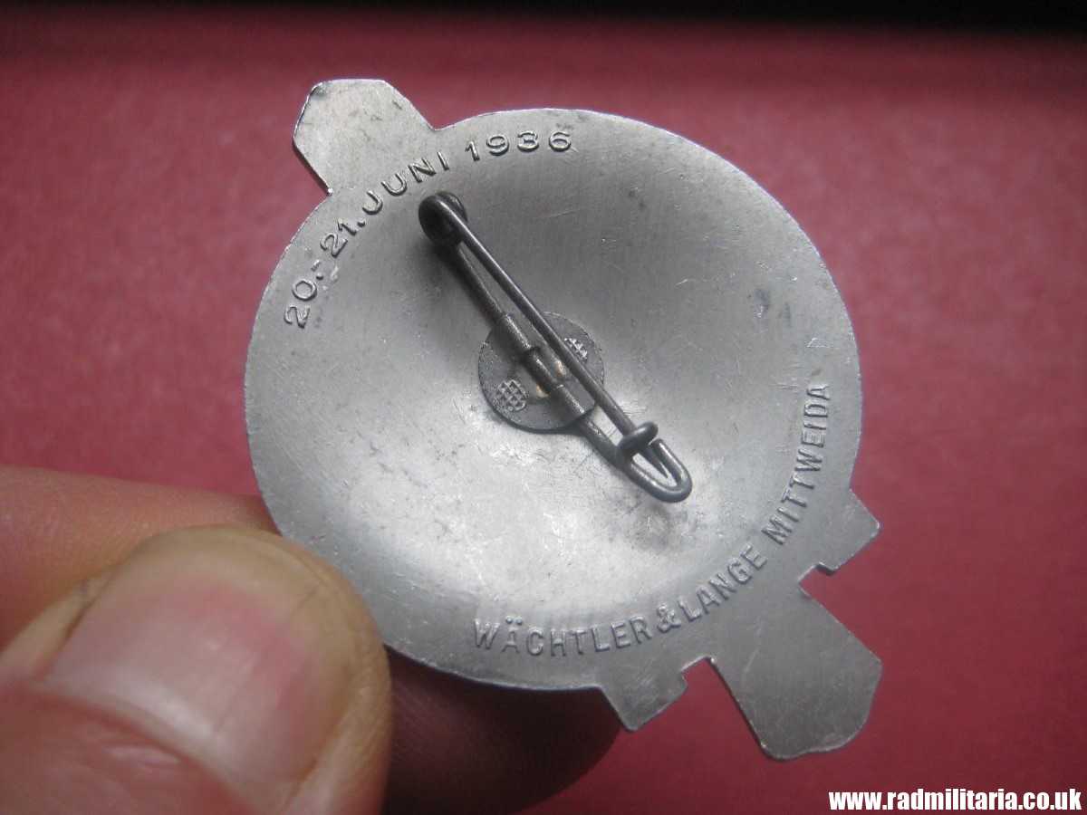 & German large size NSDAP Tinnie BADGE: GauAppell Sachsen 20-21 Juni 1936. - Image 12