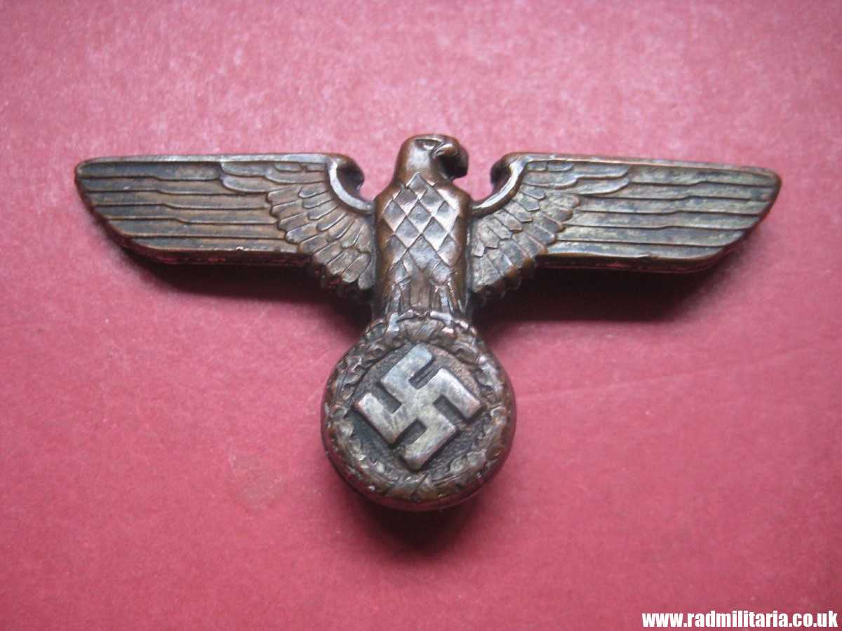 & WW2 Nazi German NSDAP eagle BADGE - Cap Badge, marked: RZM M1/21 - metal CUPAL. - Image 5