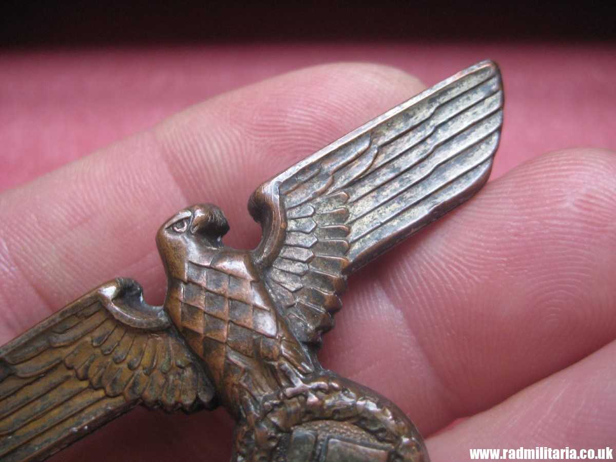 & WW2 Nazi German NSDAP eagle BADGE - Cap Badge, marked: RZM M1/21 - metal CUPAL. - Image 8