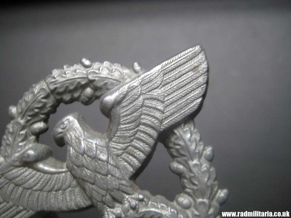 & WW2 original German EAGLE BADGE - zinc cap badge - GENDARMERIE. - Image 10