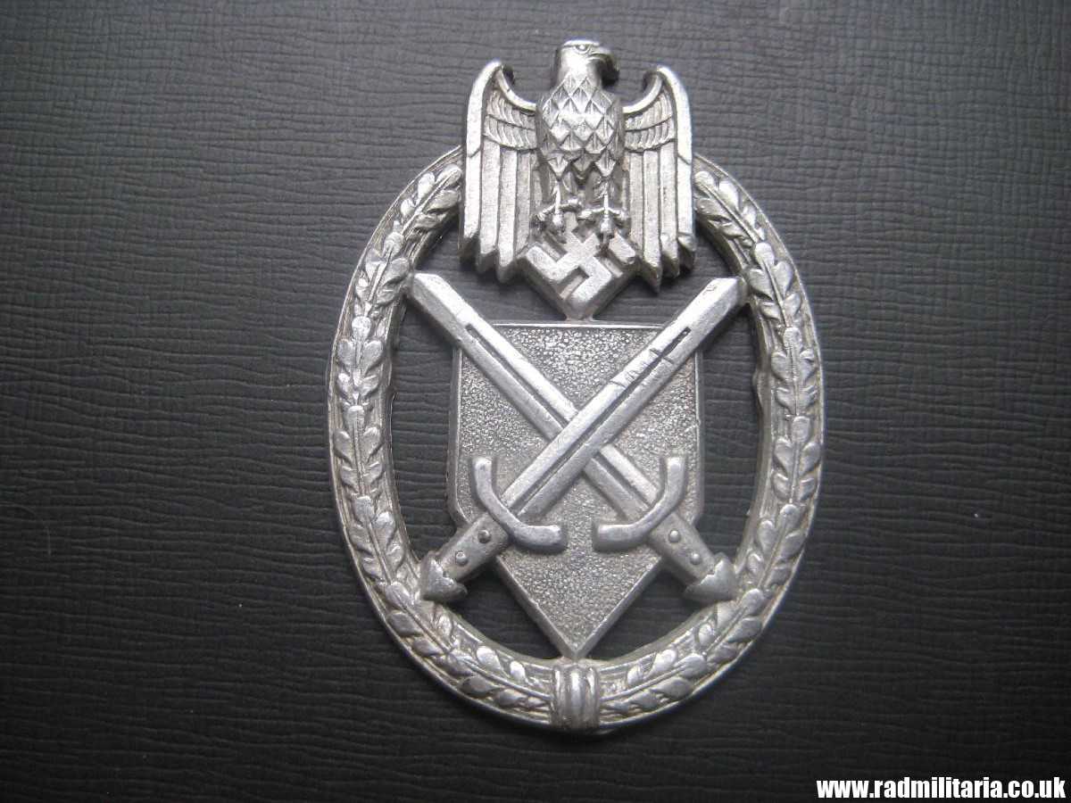 & WW2 German metal BADGE: SCHUTZENSCHNURE DES DEUTSCHEN HEERES maker: Assmann - Image 2