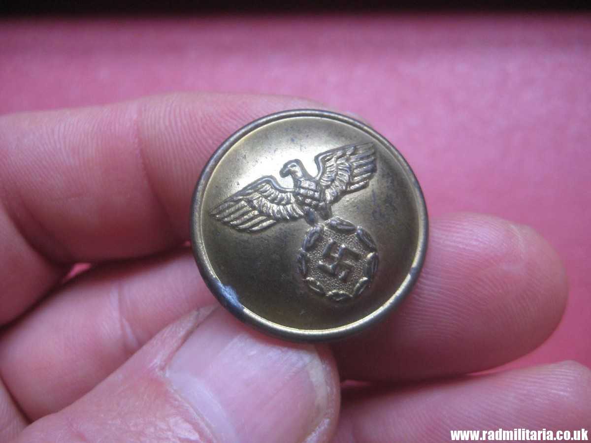 & WW2 German metal BUTTON with EAGLE, Deutsche Reichsbahn? genuine. - Image 11