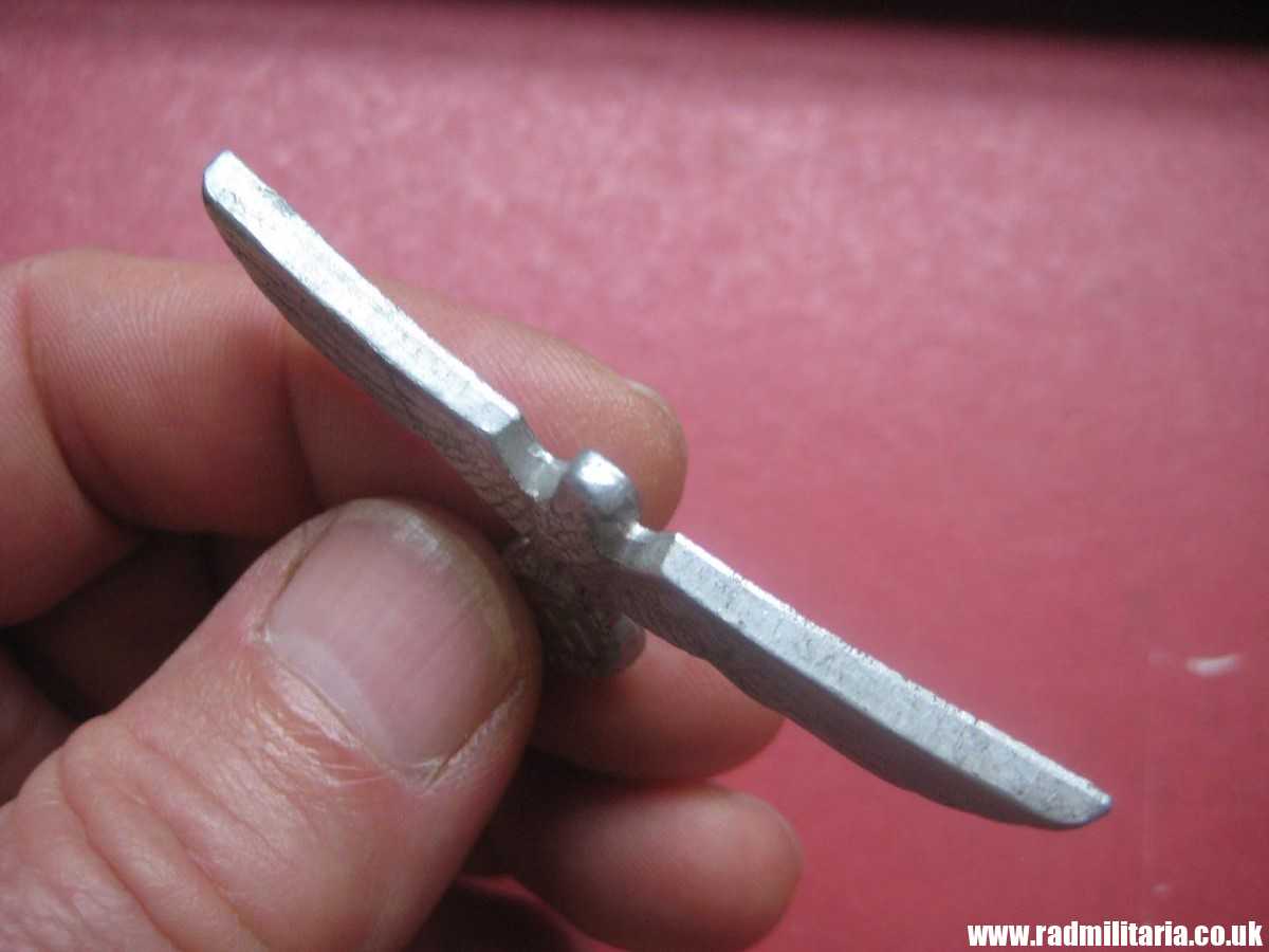 & WW2 original German Wehrmacht EAGLE CAP BADGE no maker marks, aluminum. - Image 12