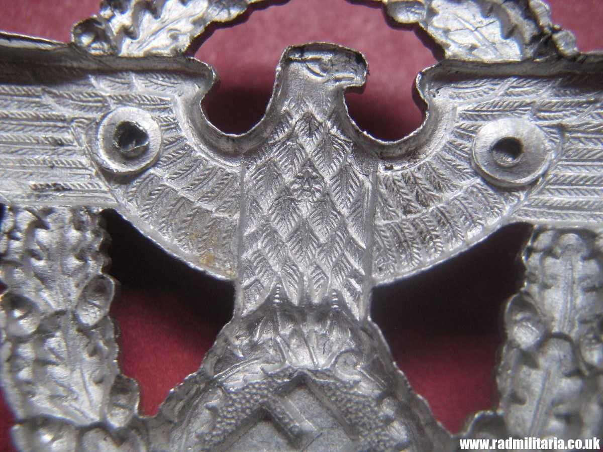 & WW2 original German EAGLE BADGE - CAP BADGE maker marks: "A" Assmann - GENDARMERIE. - Image 7