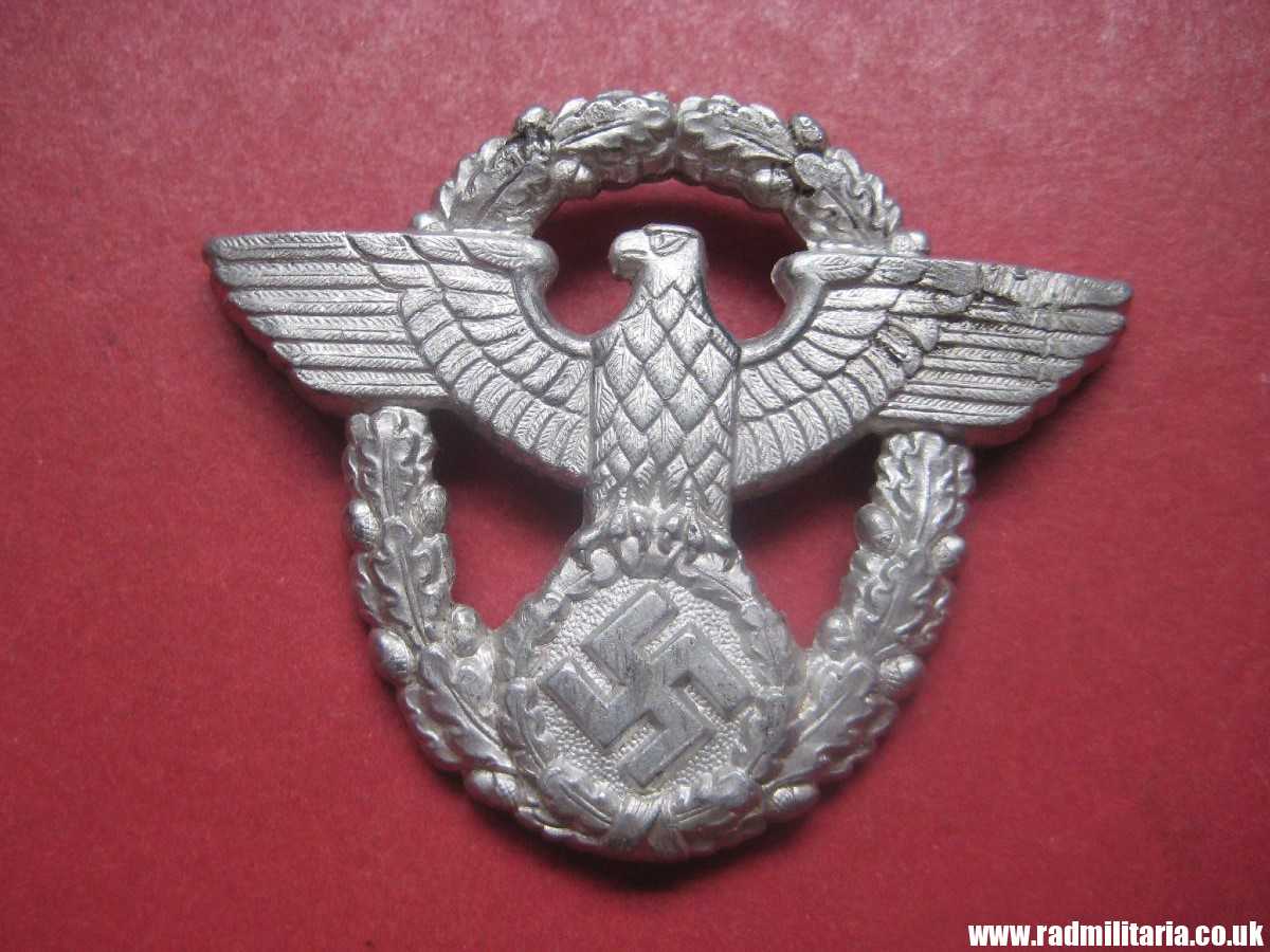 & WW2 original German EAGLE BADGE - CAP BADGE maker marks: "A" Assmann - GENDARMERIE. - Image 9