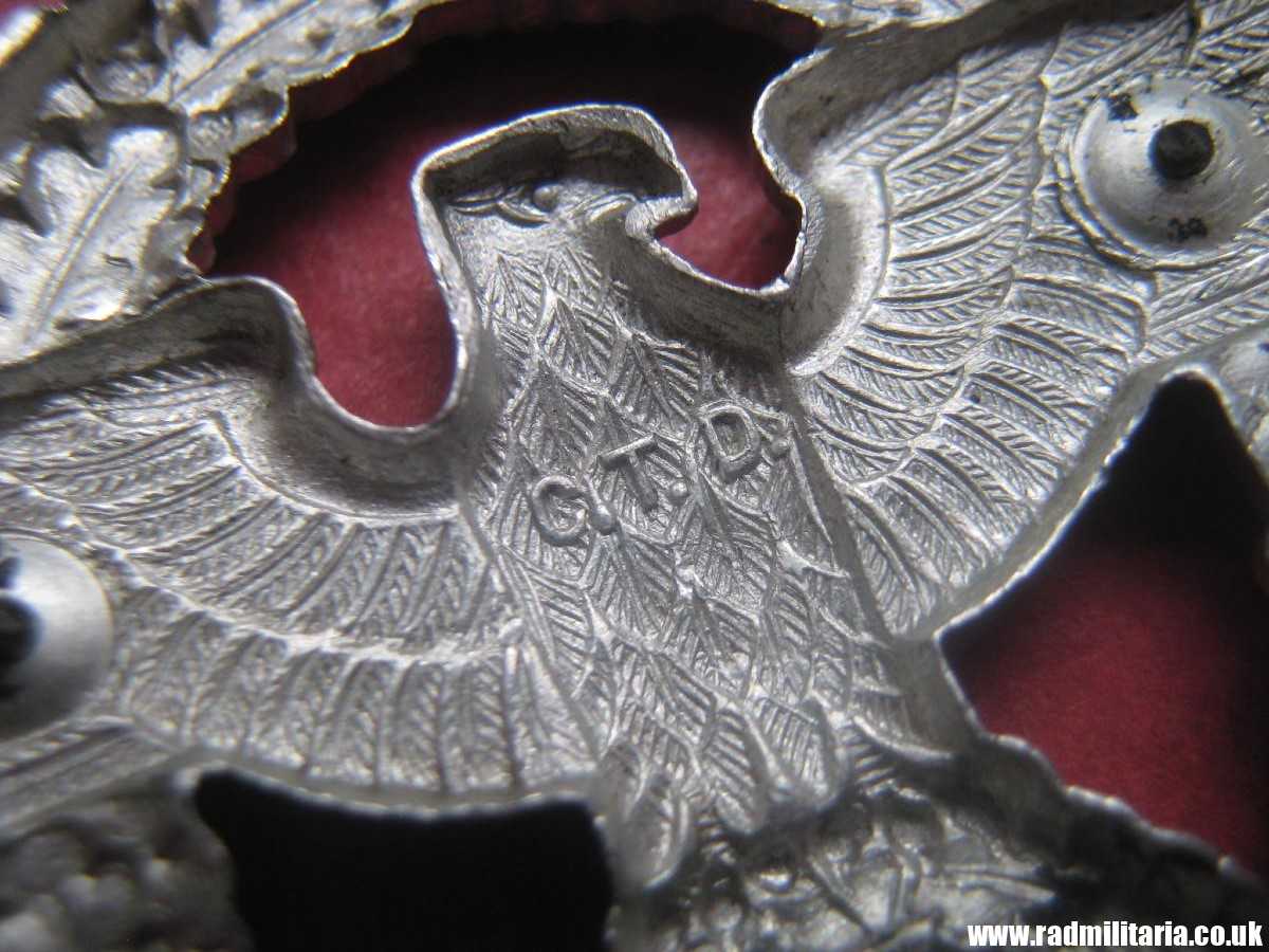 & WW2 original German EAGLE BADGE - CAP BADGE with maker marks: "C.T.D." - GENDARMERIE. - Image 7