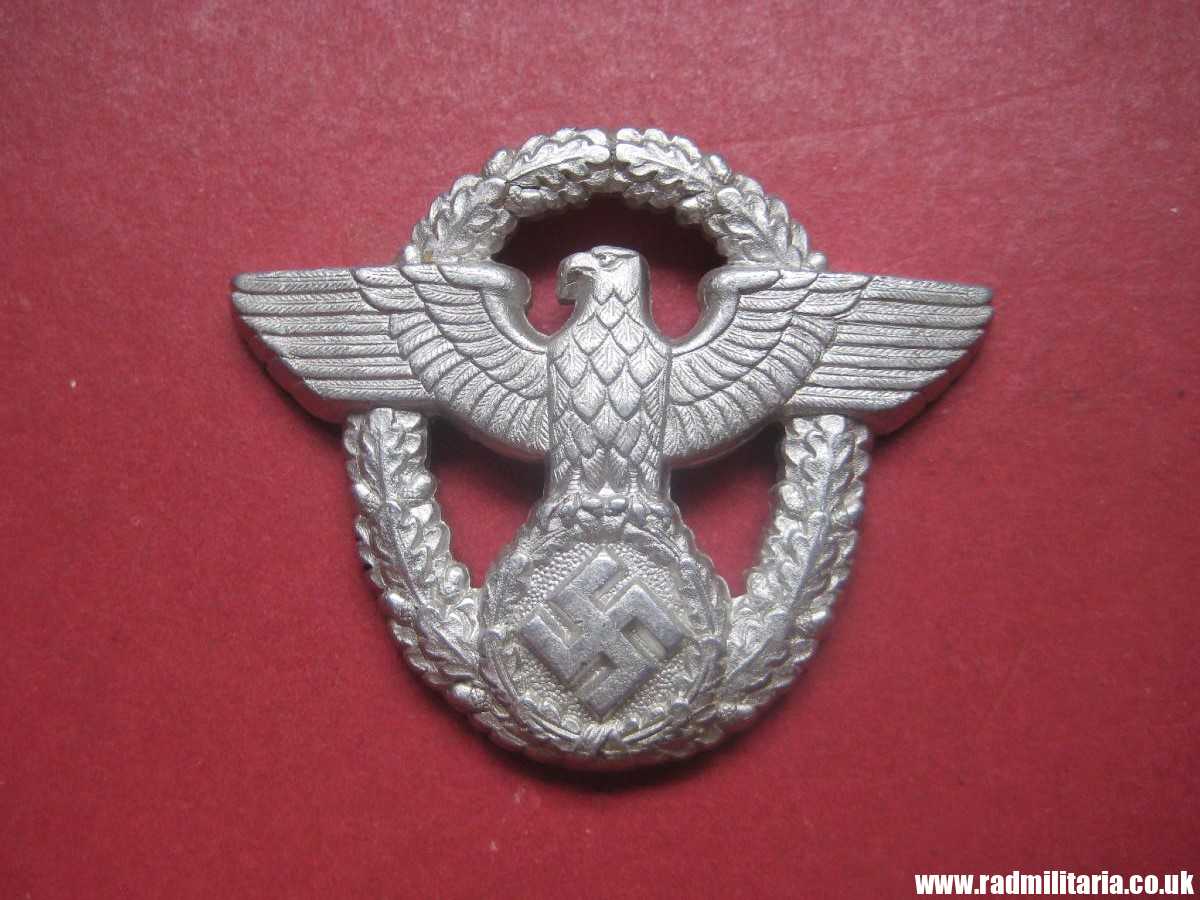 & WW2 original German EAGLE BADGE - CAP BADGE with maker marks: "C.T.D." - GENDARMERIE. - Image 8
