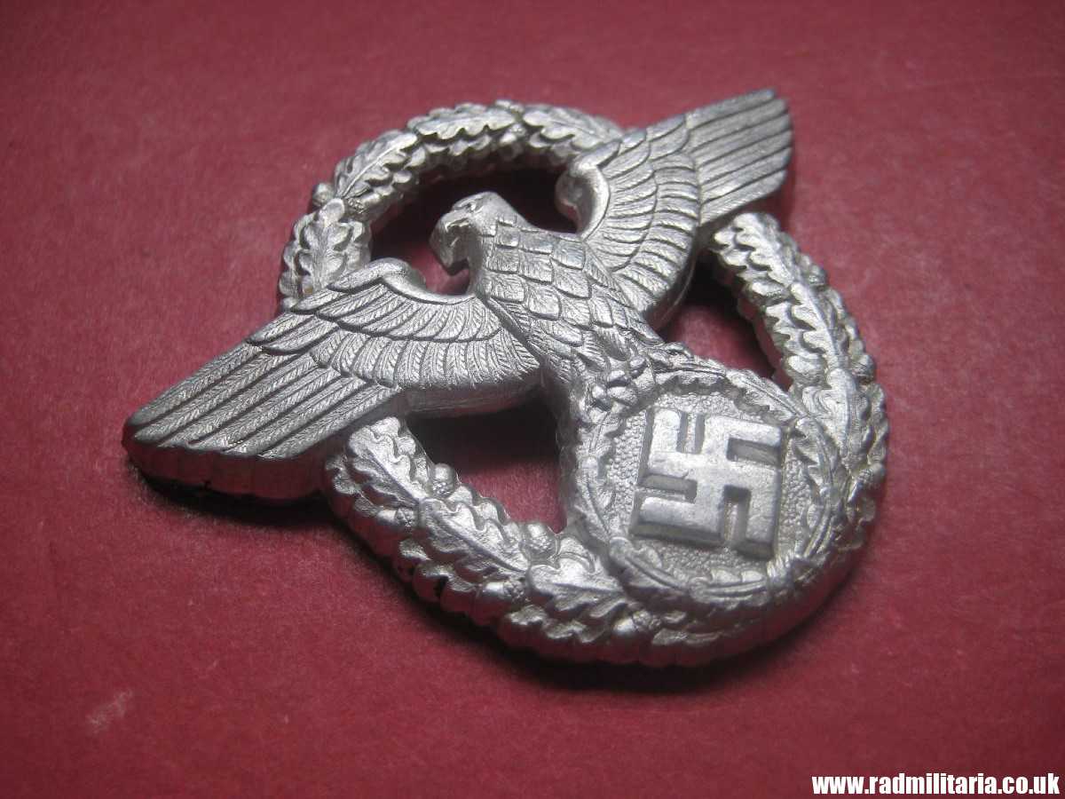& WW2 original German EAGLE BADGE - CAP BADGE with maker marks: "C.T.D." - GENDARMERIE. - Image 11