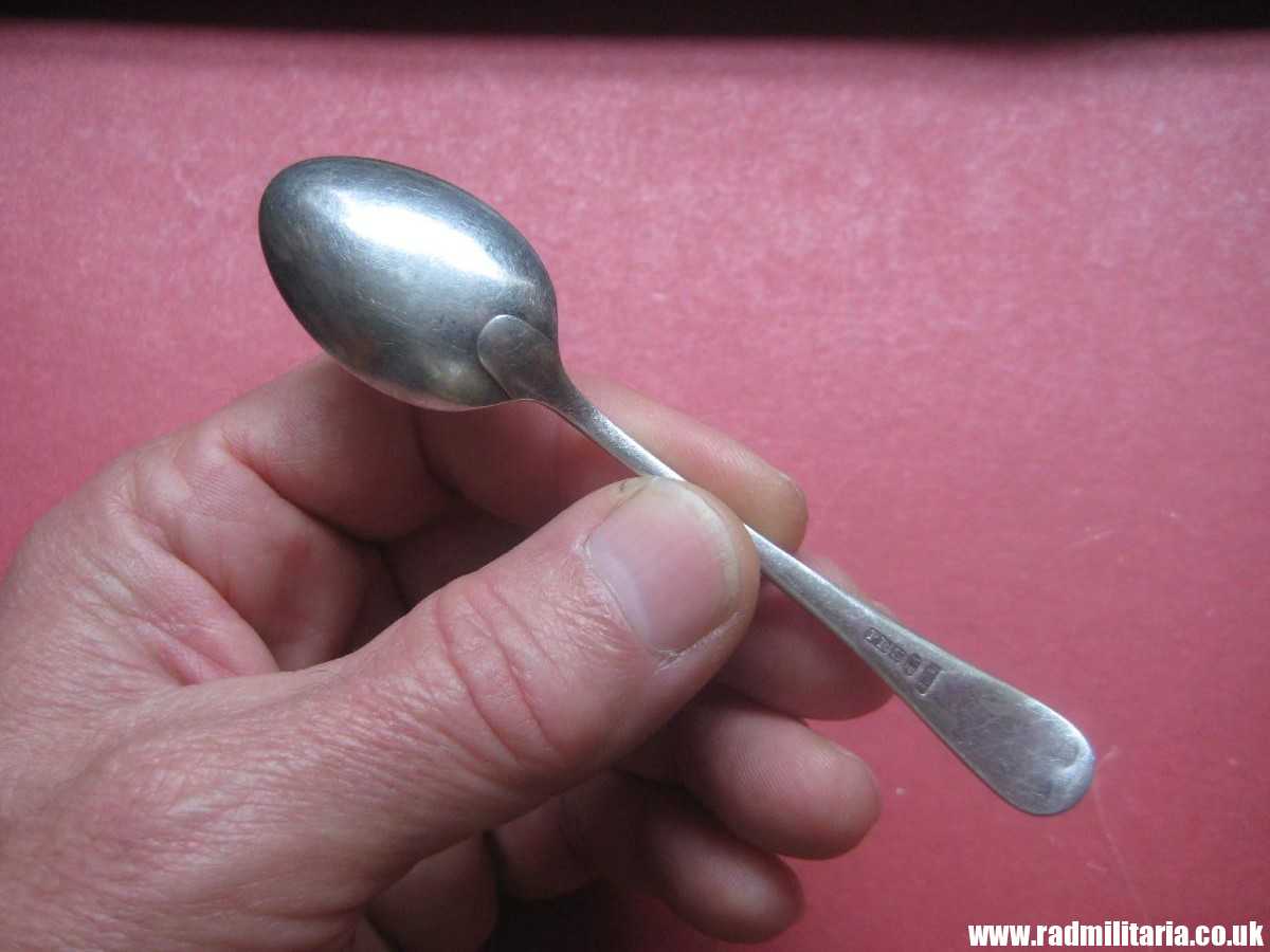& WW2 British RAF cutlery - small TEA SPOON with date 1929 - RAF Royal Air Force. - Image 3