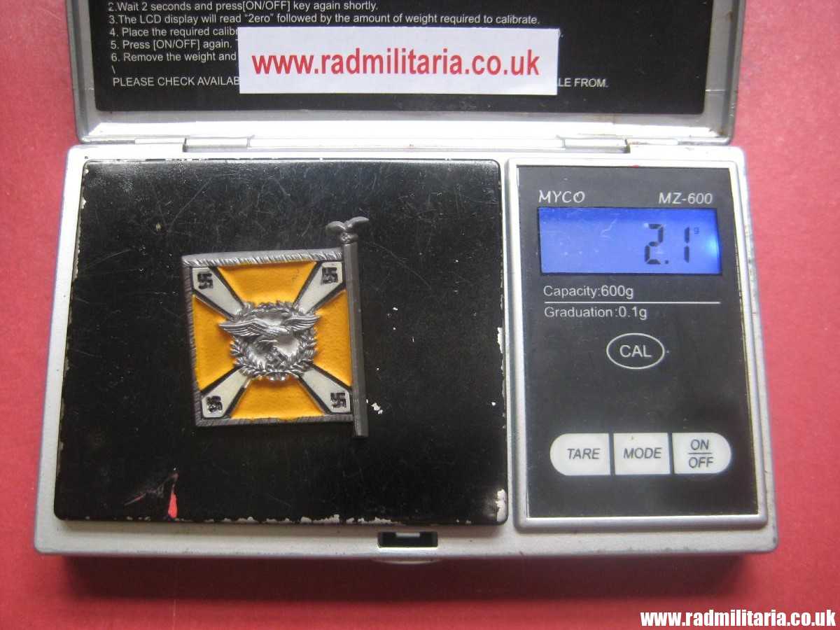 & WW2 German PLASTIC tinnie BADGE: WHW Regiment Luftwaffe FLAG - FLIEGERTRUPPE Su17, Standarten Der Luftwaffe. - Image 11