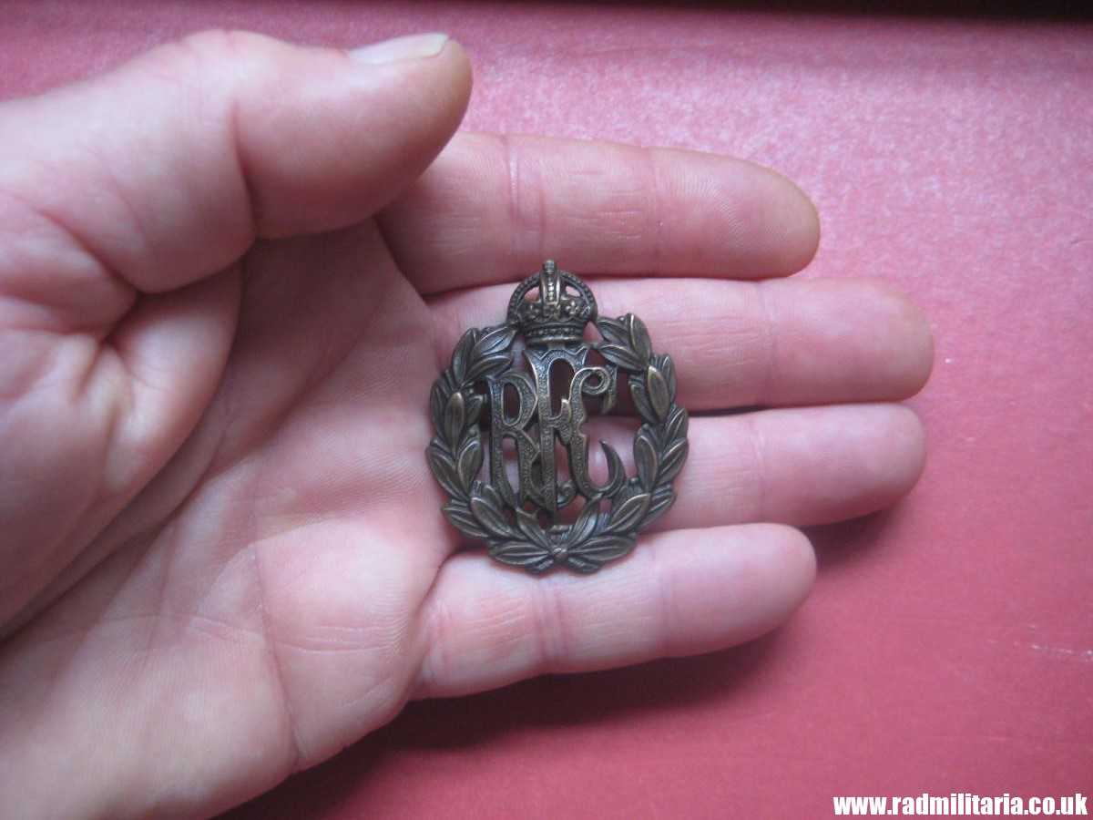 & original WW1 Royal Flying Corps RFC other ranks CAP BADGE, genuine ! - Image 3