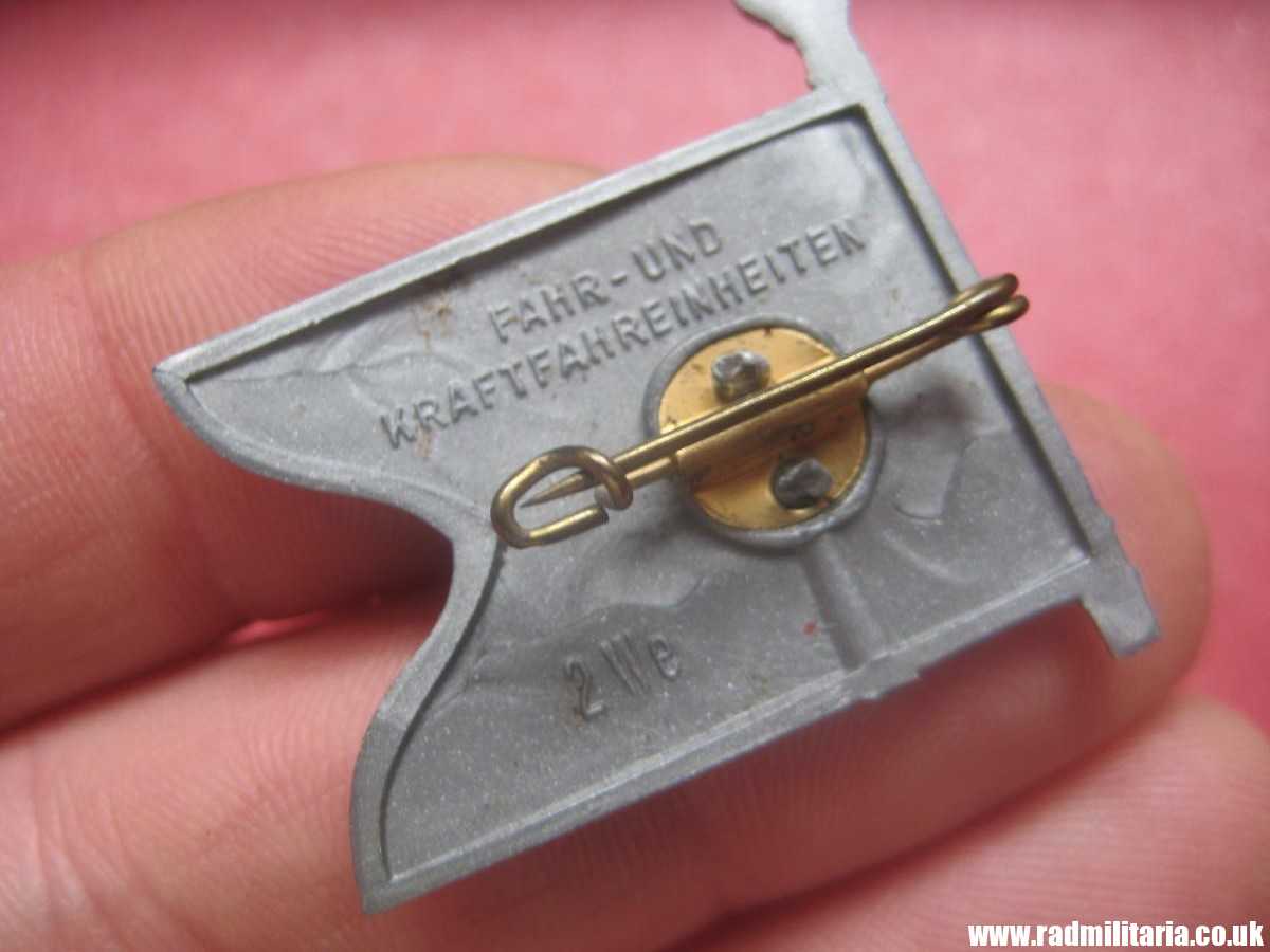 & WW2 German PLASTIC tinnie BADGE: WHW Regiment FLAG - FAHR-UND KRAFTFAHREINHEITEN 2We. - Image 6