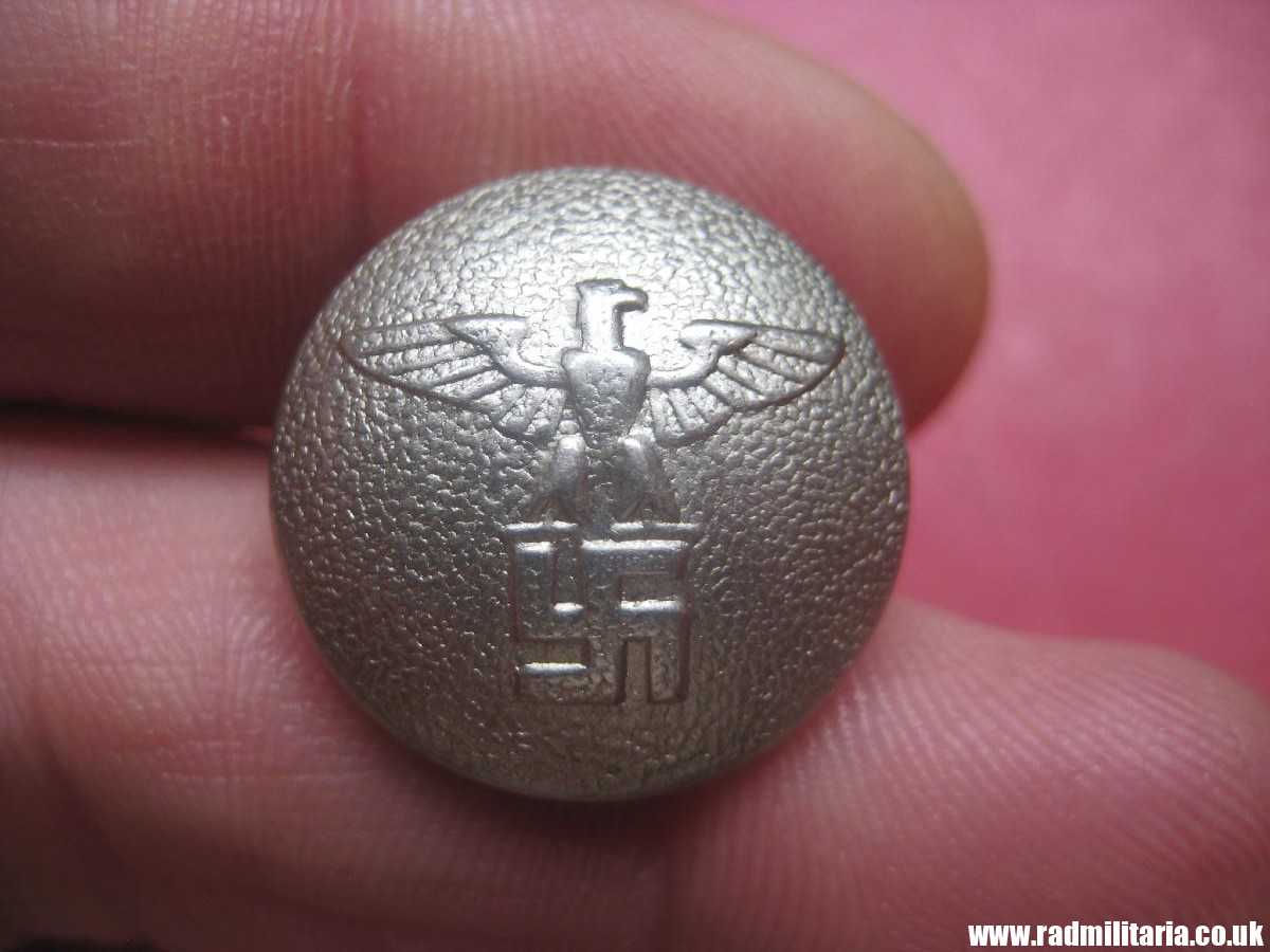 & WW2 German white metal NSDAP BUTTON, marked: ASSMANN & SOHNE - very good condition. - Image 8