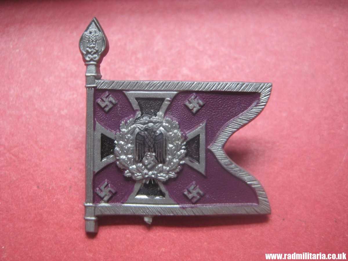 & WW2 German PLASTIC tinnie BADGE: WHW Regiment FLAG - NEGELTRUPPE 2We. - Image 2