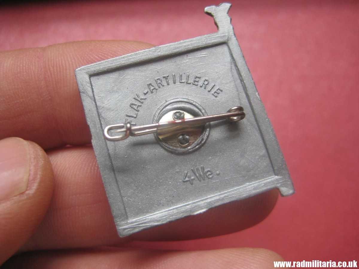 & WW2 German PLASTIC tinnie BADGE: WHW Regiment FLAG - FLAKARTILLERIE 4We. - Image 3