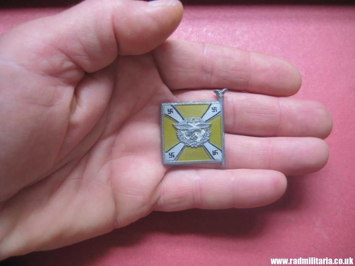 & WW2 German PLASTIC tinnie BADGE: WHW Regiment Luftwaffe FLAG - FLIEGERTRUPPE 4We. Standarten Der Luftwaffe. - Image 7