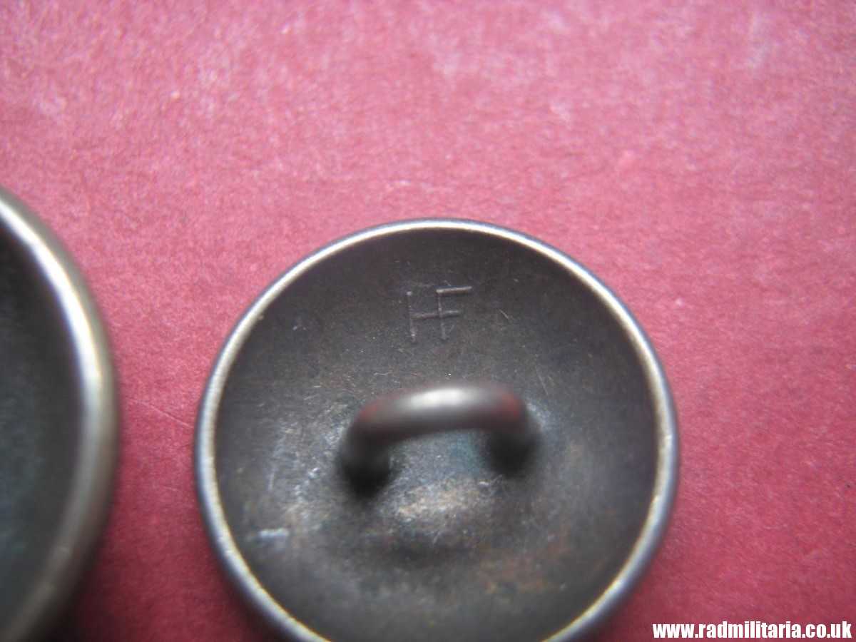 &  WW2 Polish Army BUTTONS with EAGLE a Pair, Swiss made, maker: HF Huguenin Freres, RARE !!! - Image 11