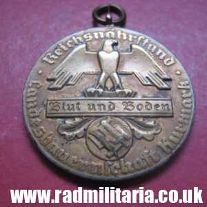 & WW2 German MEDAL - BLUT Und BODEN Landesbauernschaft Kurmark.
