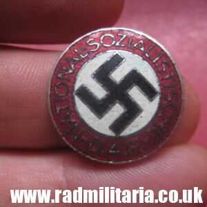 & original WW2 NSDAP enamel MEMBERSHIP BADGE marked RZM M1/34