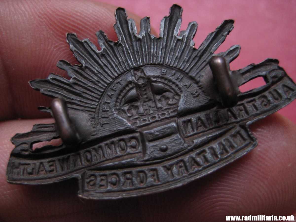 & WW1 Australian RISING SUN BADGE, collar badge marked: TIP TAFT B'HAM, original !! - Image 6