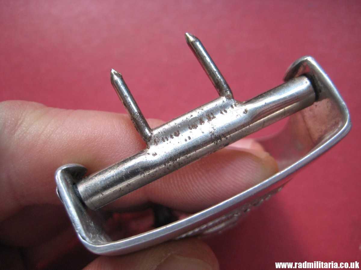 & WW2 original German Hitler Youth HJ BELT BUCKLE, marked: RZM M4/46 in v. good condition !! - Image 8