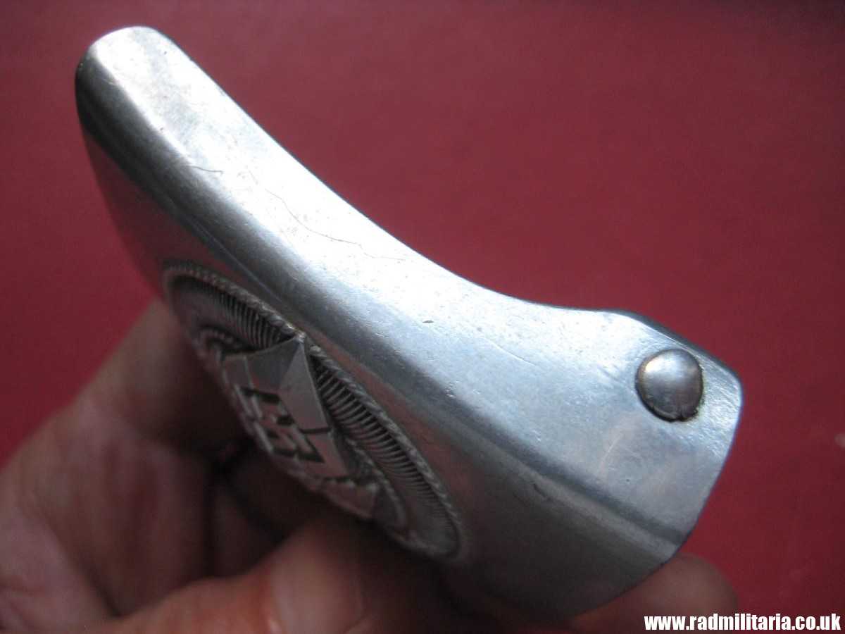 & WW2 original German Hitler Youth HJ BELT BUCKLE, marked: RZM M4/46 in v. good condition !! - Image 10