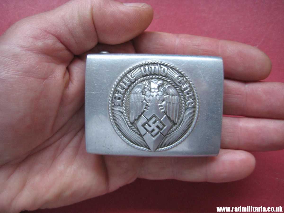 & WW2 original German Hitler Youth HJ BELT BUCKLE, marked: RZM M4/46 in v. good condition !! - Image 3