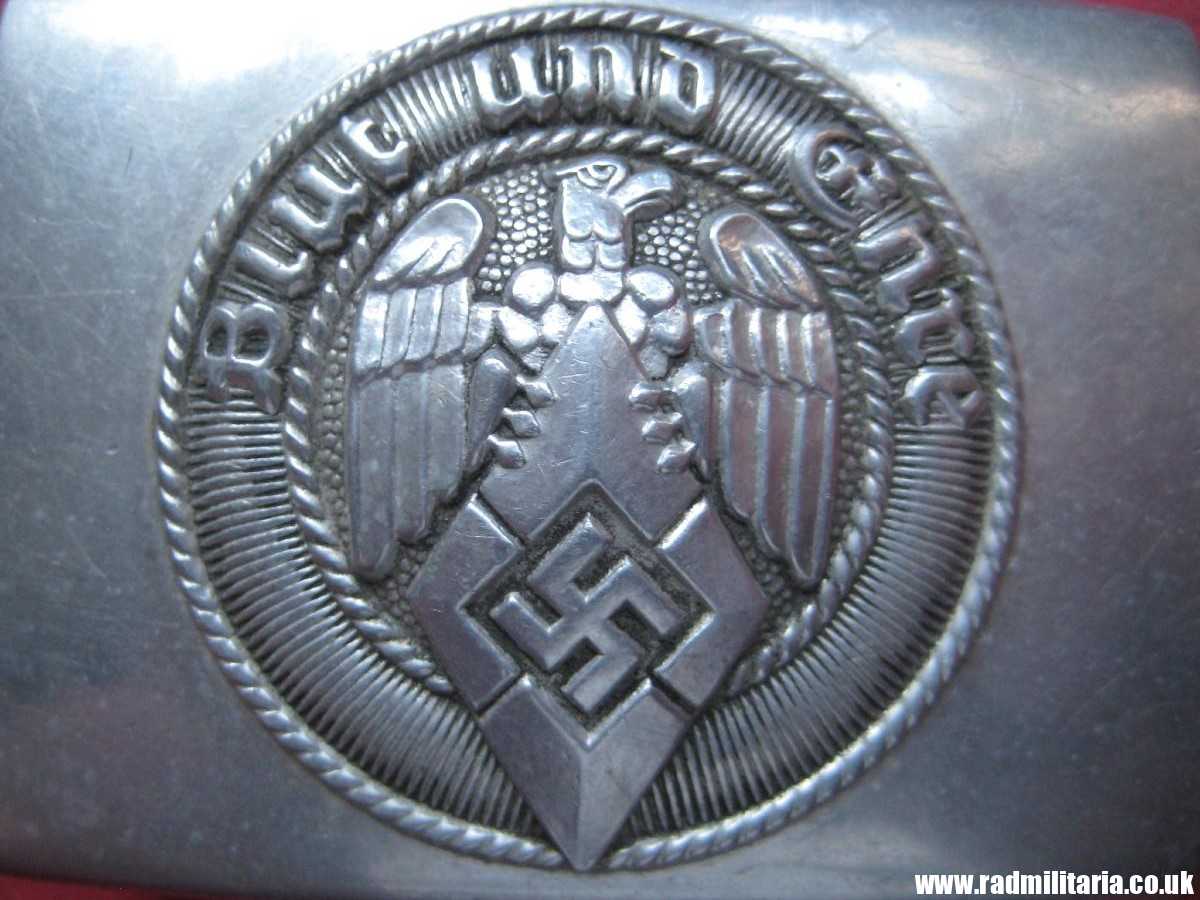 & WW2 original German Hitler Youth HJ BELT BUCKLE, marked: RZM M4/46 in v. good condition !! - Image 15