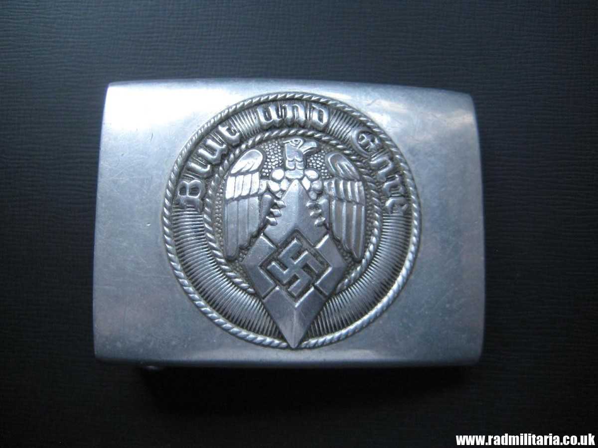 & WW2 original German Hitler Youth HJ BELT BUCKLE, marked: RZM M4/46 in v. good condition !! - Image 28