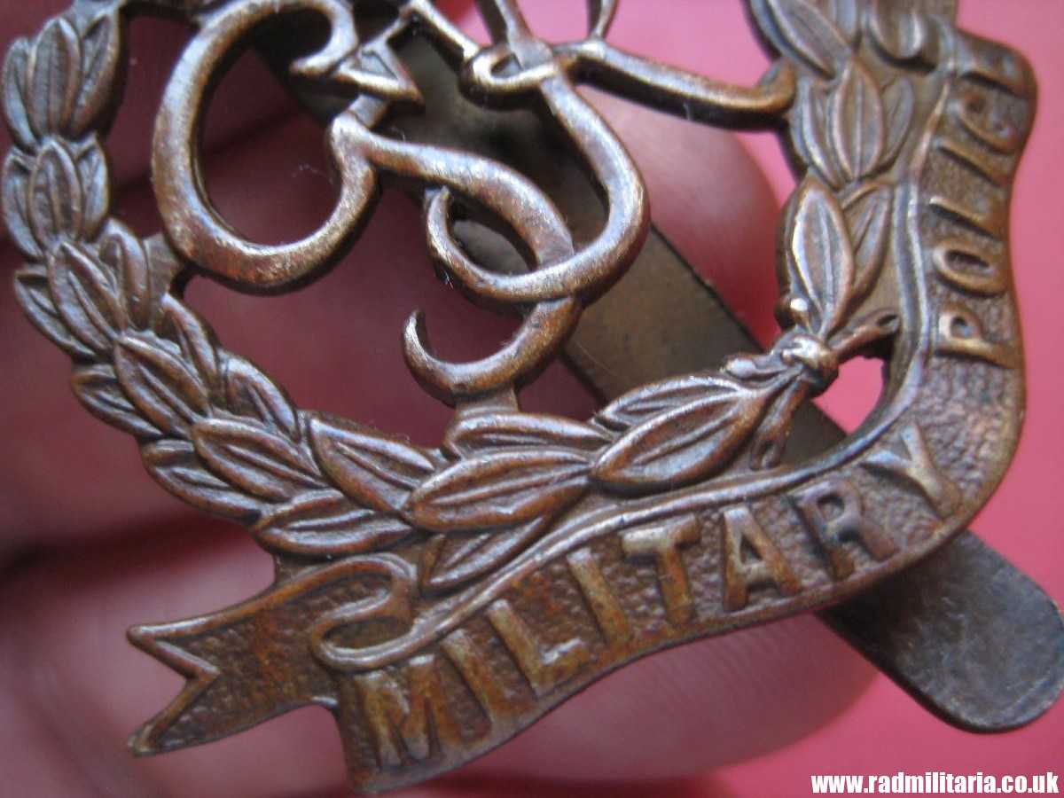 & WW2 original British Royal MILITARY POLICE Corps CAP BADGE in good used condition. - Image 10