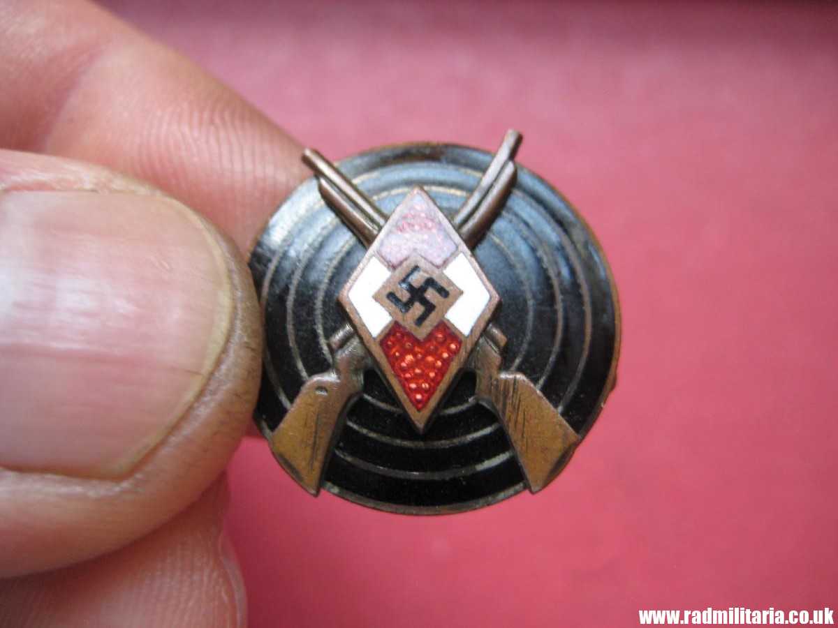 & original HJ SHOOTING namel BADGE - maker marks: RZM M1/25 in good condition. - Image 14