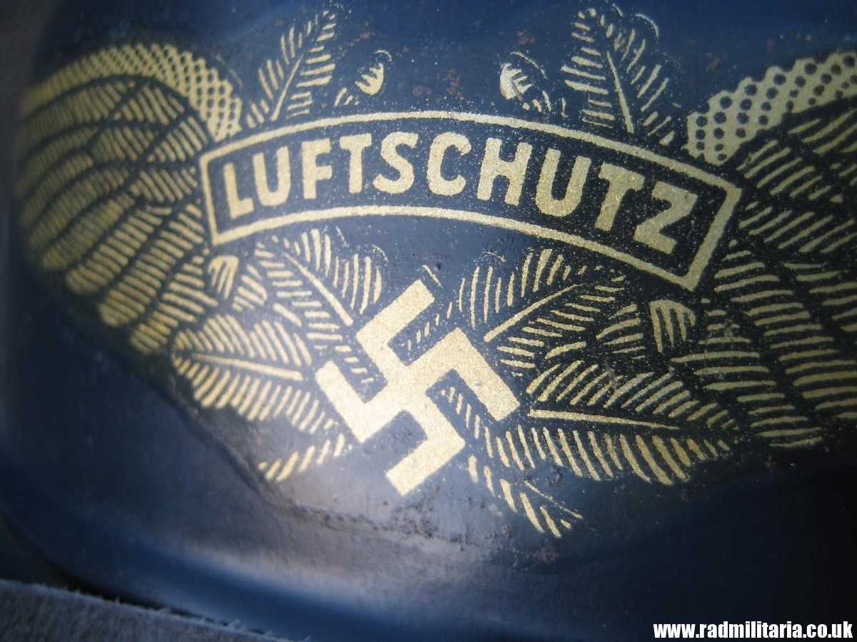 & original WW2 German steel helmet LUFTSCHUTZ "Gladiator" HELMET with liner - v. good condition as found. - Image 6