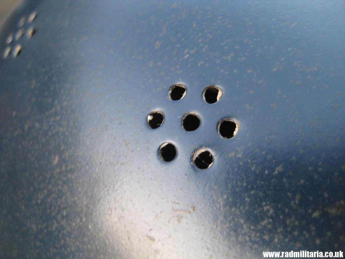 & original WW2 German steel helmet LUFTSCHUTZ "Gladiator" HELMET with liner - v. good condition as found. - Image 10