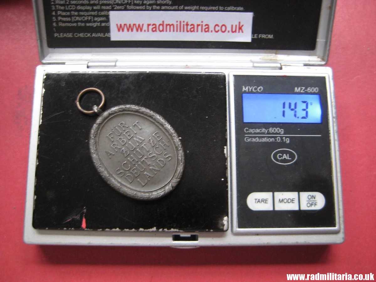 *& WW2 German WESTWALL Medal DEUTSCHES SCHUTZWALL-EHRENZEICH zinc MEDAL. genuine ! - Image 11