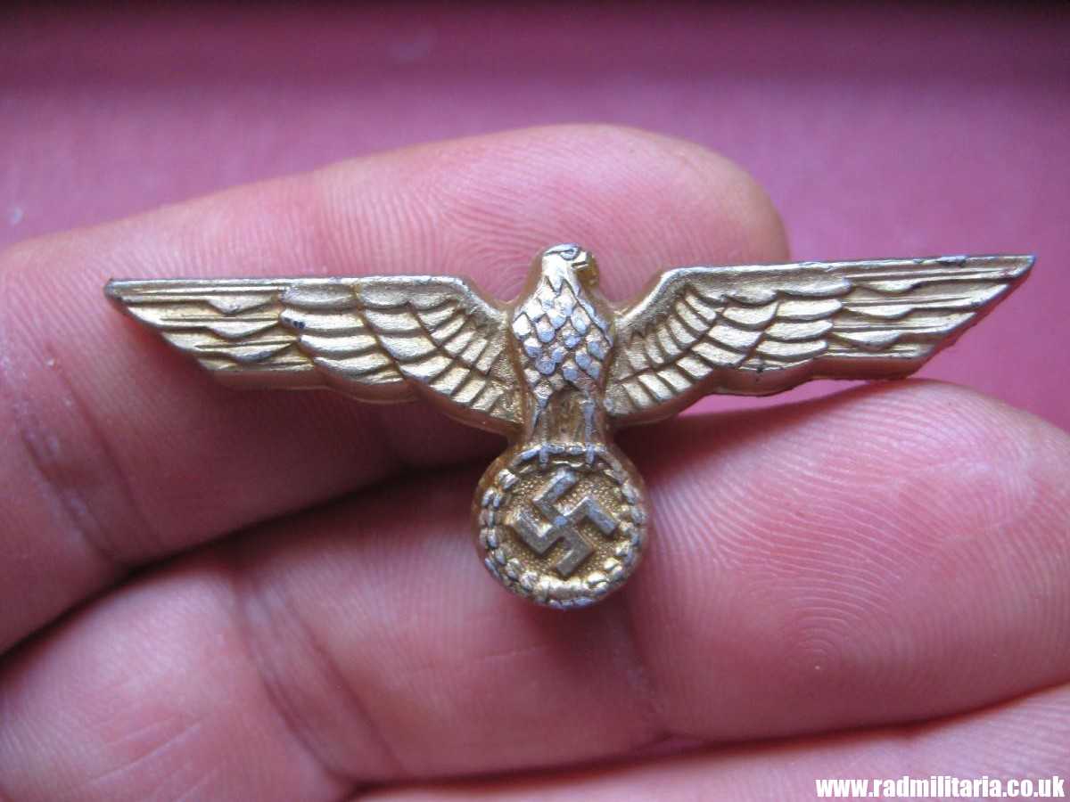 *& original German KRIEGSMARINE Eagle BADGE - CAP BADGE small size, maker: J.F.S.40 - Image 2