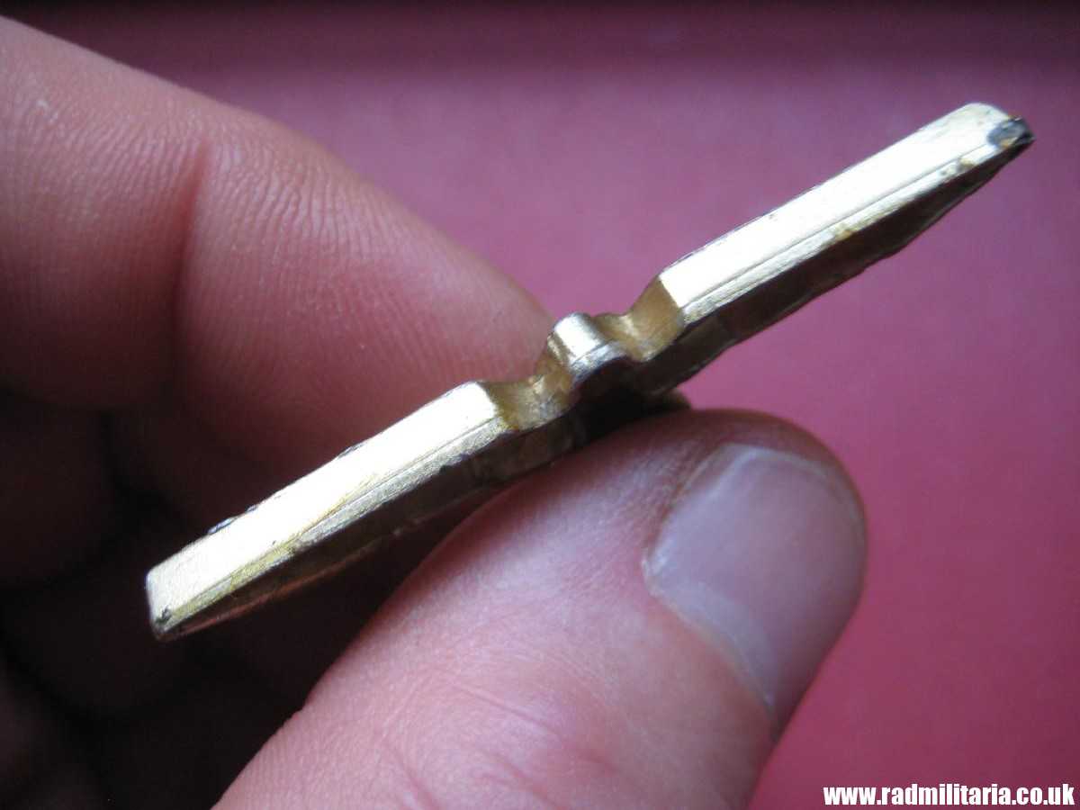 *& original German KRIEGSMARINE Eagle BADGE - CAP BADGE small size, maker: J.F.S.40 - Image 7