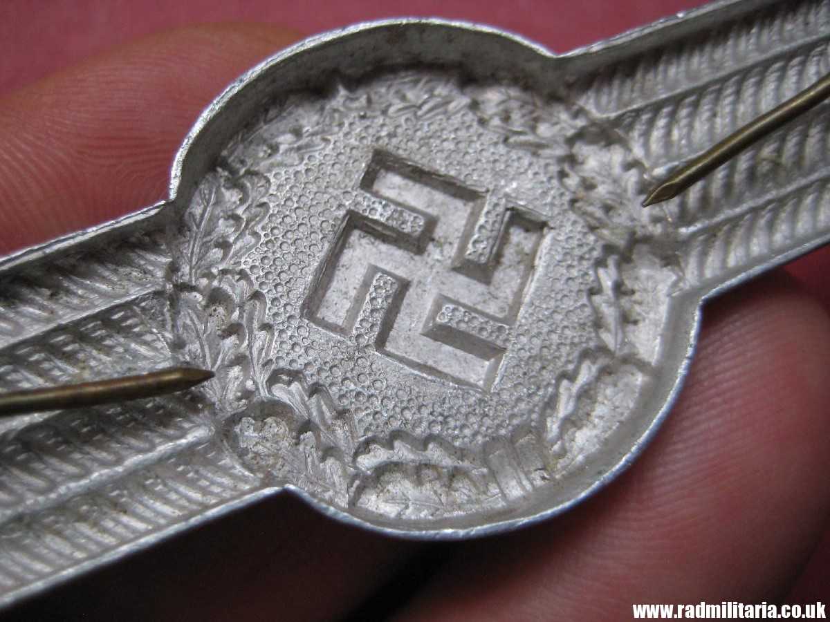 *& WW2 original German LUFTWAFFE Civilian personnel workers VISOR CAP BADGE, aluminum. - Image 10